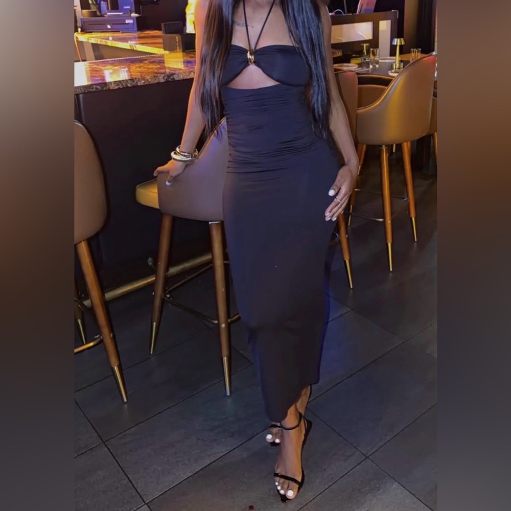 Zara Black Sleeveless Dress